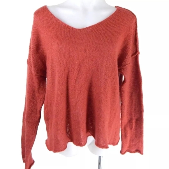 Wooden Ships Red V- Neck Boxy Sweater - Picture 2 of 5